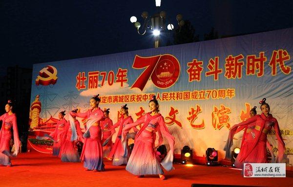 收款码上动手脚 半年“赚”20余万 一饭店收银员涉嫌职务侵占罪落网