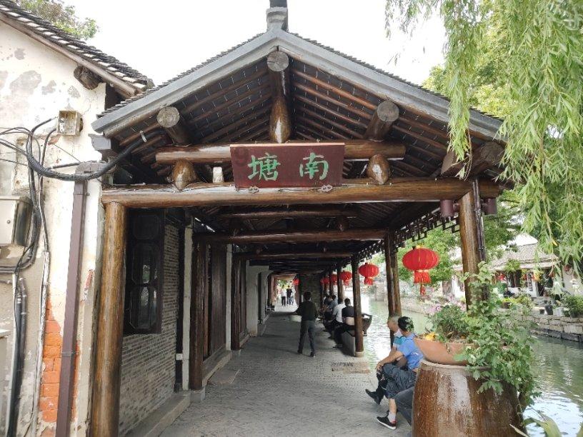 逃离幽灵之森