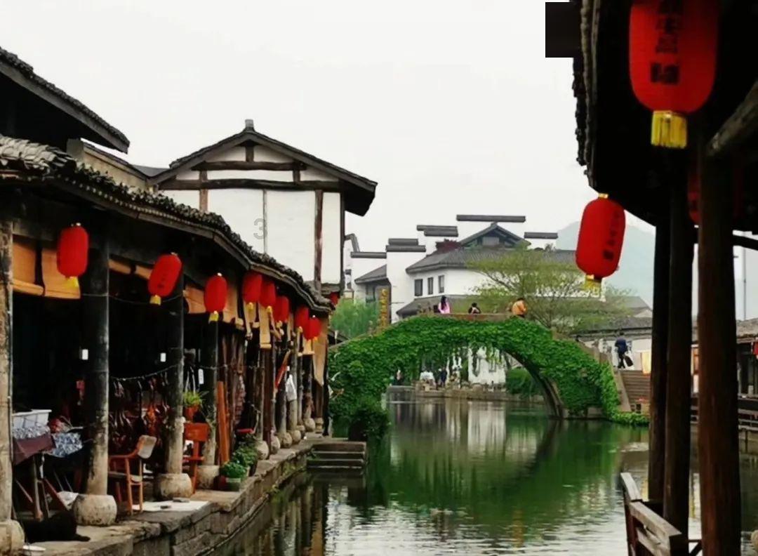 饭煲压力锅煲汤真简单，我家秋天喝的汤，经常用它做，好喝游戏画面