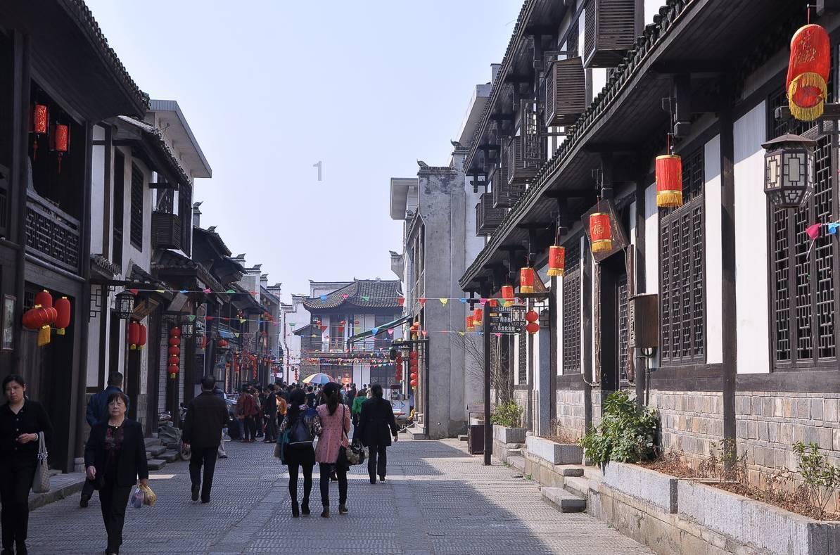 一家6口人的票为啥出在6个车厢?春运购票问答来啦→