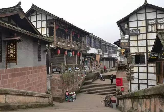 美军总司令为何离奇发怒？伊朗火箭意外发射成功！美军犯致命错误游戏画面
